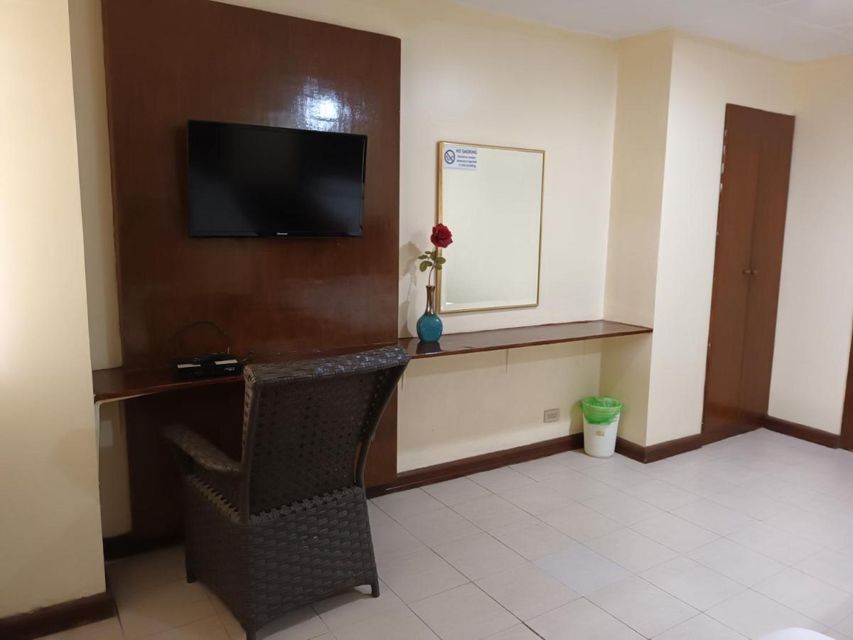 Mactan Pension House Đảo Mactan Ngoại thất bức ảnh