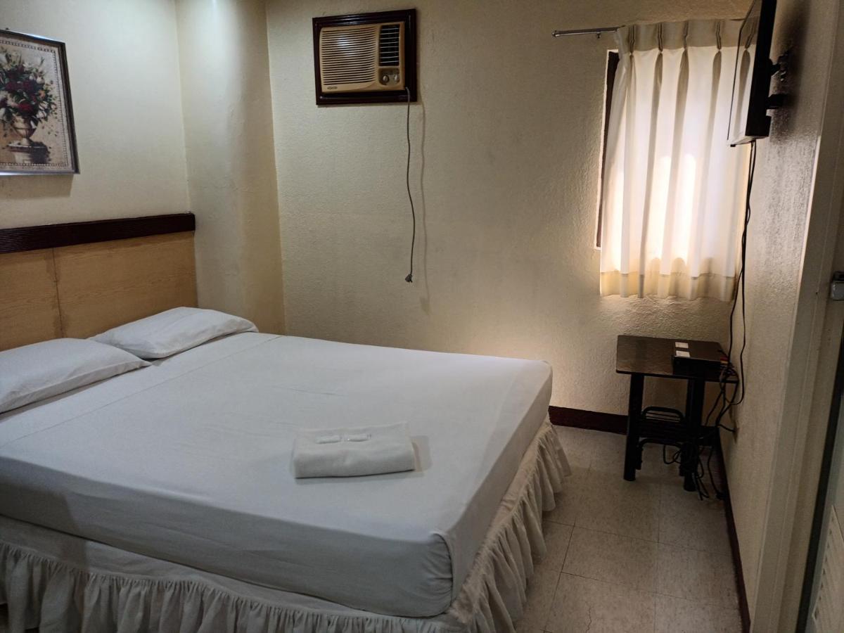 Mactan Pension House Đảo Mactan Ngoại thất bức ảnh