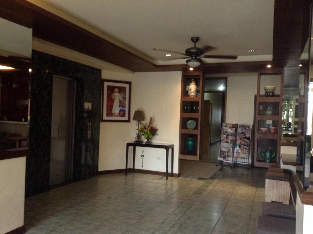 Mactan Pension House Đảo Mactan Ngoại thất bức ảnh